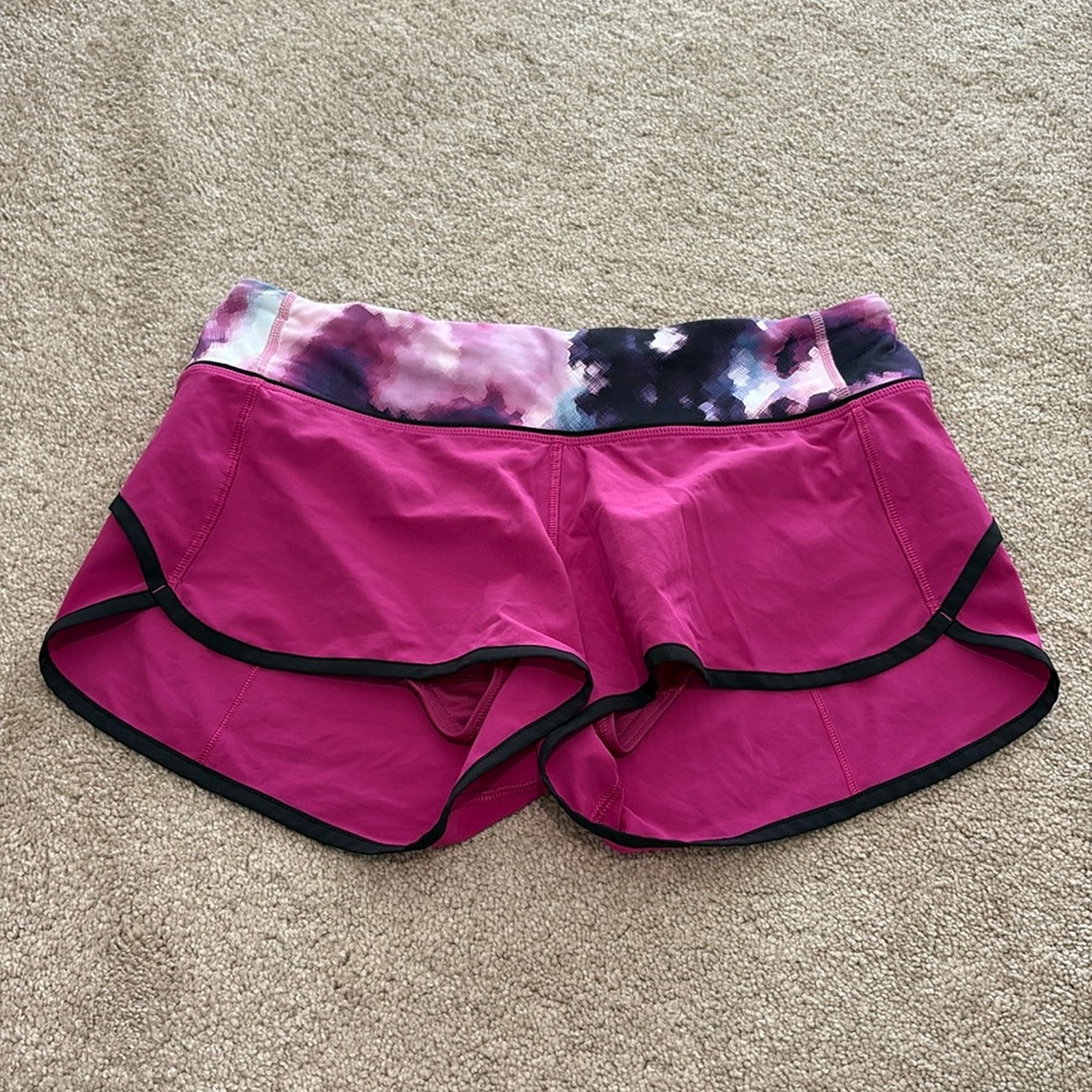 Lululemon Speed Up Short, Size 6, LIKE NEW!!!